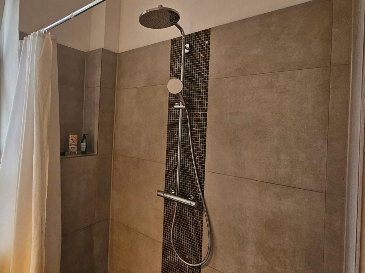 Room In Berlin City Center Ngoại thất bức ảnh